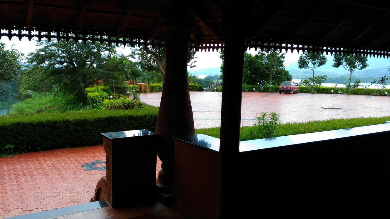 Banasura Island Resort Tariyod Buitenkant foto